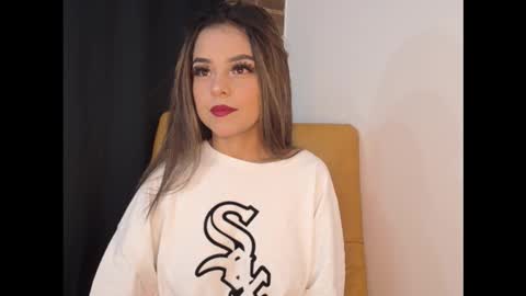 hailey_bri online show from 11.07.25