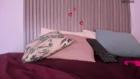 Snapshot of hailey_foxxx chatting on 02.05.26 laura online show from 02.05.26