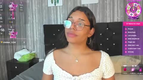 Snapshot of hailey_johnsonn chatting on 09.19.25 hailey_johnsonn online show from 09.19.25