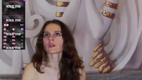 HaileyPeach online show from 02.22.25