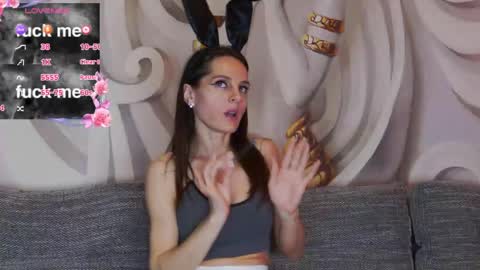 HaileyPeach online show from 04.04.26