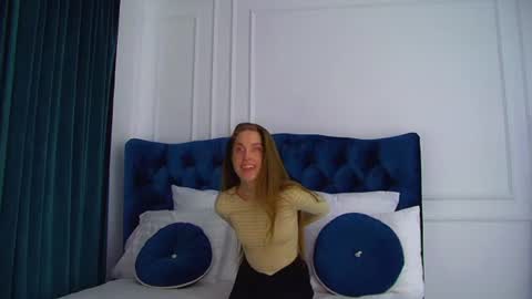 Snapshot of haileyarden chatting on 07.24.26 Hailey online show from 07.24.26