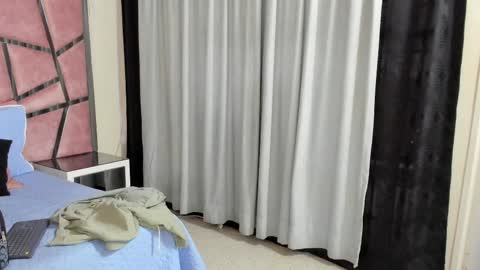 Hailey online show from 09.18.25