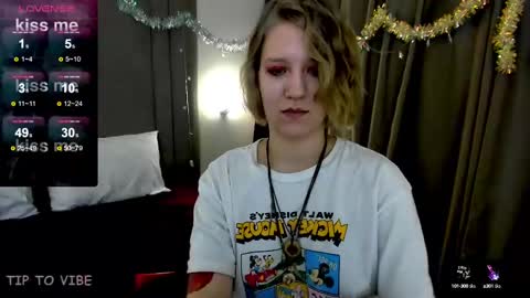 Snapshot of haileyfoxy chatting on 01.09.25 Hailey online show from 01.09.25