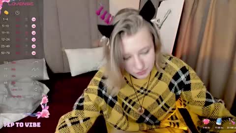 Snapshot of haileyfoxy chatting on 02.27.25 Hailey online show from 02.27.25