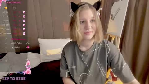 Snapshot of haileyfoxy chatting on 03.01.25 Hailey online show from 03.01.25