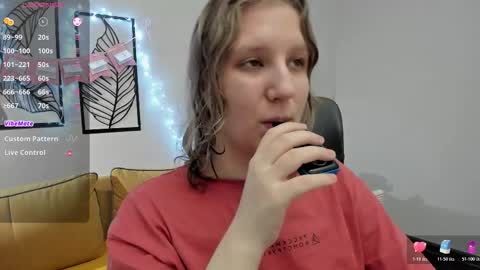 Snapshot of haileyfoxy chatting on 02.19.26 Hailey online show from 02.19.26