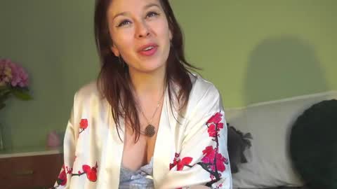 Snapshot of haileymoon85 chatting on 02.21.25 Hailey online show from 02.21.25