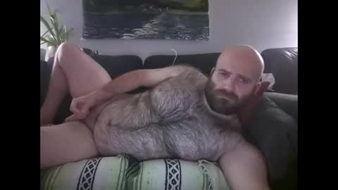 Snapshot of hairiestbear chatting on 05.09.26 Hairiest Bear online show from 05.09.26