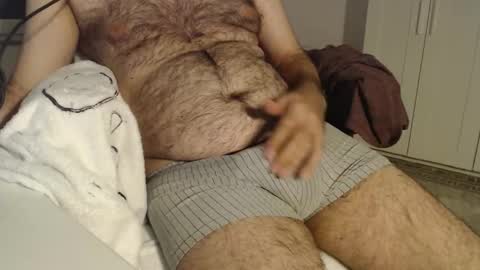 Snapshot of hairy_boy29 chatting on 09.20.25 hairy_boy29 online show from 09.20.25