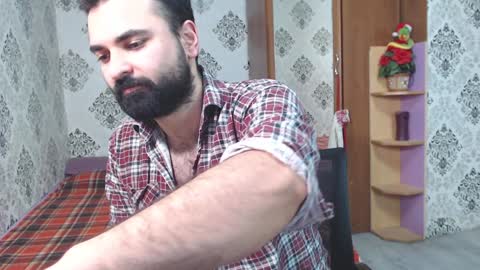 Hairy Tyler online show from 01.22.25