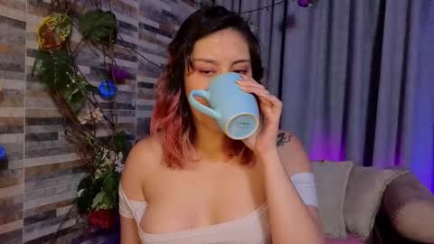 Snapshot of hairyandsexysalma chatting on 10.02.25 SALMA  online show from 10.02.25