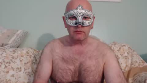 Snapshot of hairyape1 chatting on 04.25.26 Hairy male online show from 04.25.26