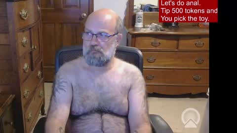 HairyDaddyBear69 online show from 10.26.25