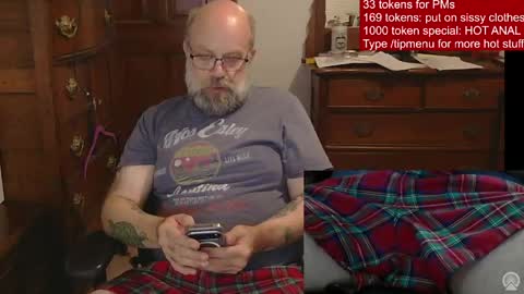 HairyDaddyBear69 online show from 06.04.26