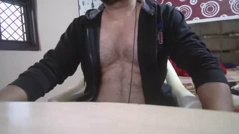 Hairyguy121 online show from 11.23.25