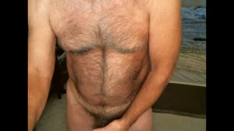 Snapshot of hairypecsguy chatting on 02.05.25 Hairy pecs online show from 02.05.25