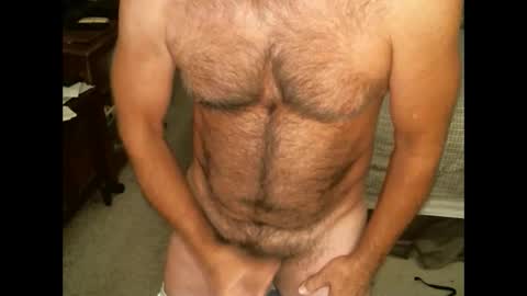 Snapshot of hairypecsguy chatting on 09.11.25 Hairy pecs online show from 09.11.25