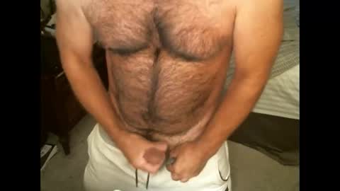 Snapshot of hairypecsguy chatting on 10.26.25 Hairy pecs online show from 10.26.25