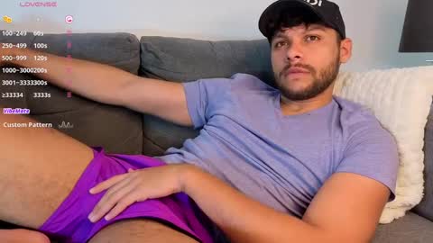 Independent       model  online show from 10.07.25