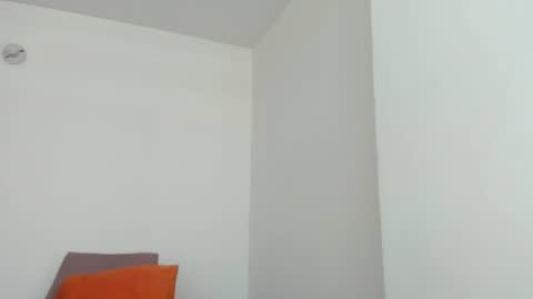 Snapshot of halle_1 chatting on 07.21.26 halle_1 online show from 07.21.26