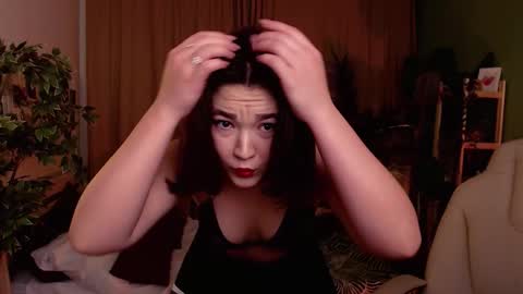 Mary online show from 11.15.25