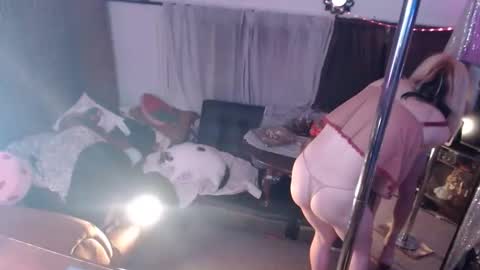 halovalentine online show from 04.27.26