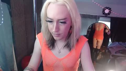 halovalentine online show from 05.01.26