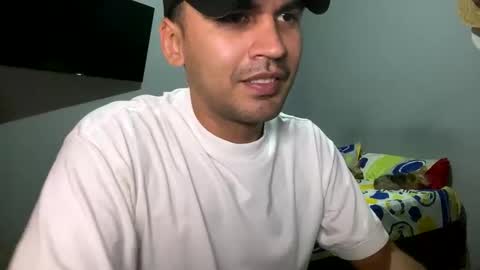 Snapshot of hamiltong12 chatting on 10.22.25 hamiltong12 online show from 10.22.25