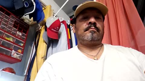 Snapshot of hammybone74 chatting on 01.08.25 Hammy online show from 01.08.25