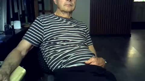Snapshot of hamto65 chatting on 06.10.26 Prefer men 80 online show from 06.10.26