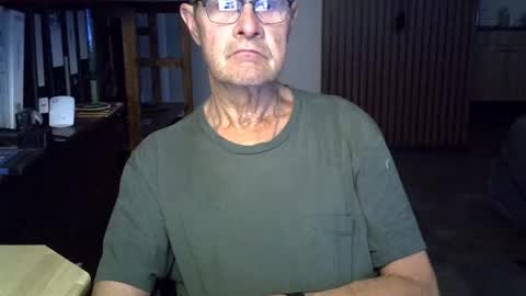 Snapshot of hamto65 chatting on 06.23.26 Prefer men 80 online show from 06.23.26