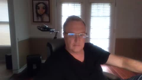 Snapshot of han63 chatting on 10.12.25 Han online show from 10.12.25