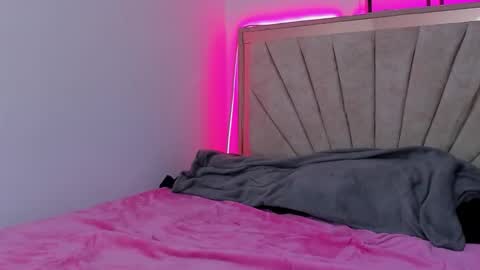 Hana and Zeta online show from 02.23.26