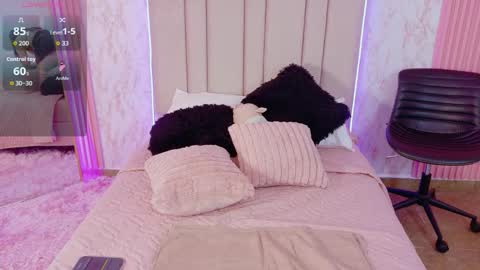 Hanna Rosse online show from 10.17.25