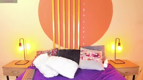 HANAH  online show from 02.26.25