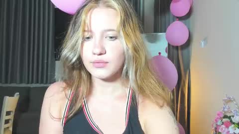 hanahwoods online show from 03.07.25