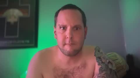 Snapshot of hand_banana_420 chatting on 09.22.25 hand_banana_420 online show from 09.22.25