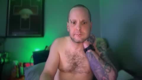 hand_banana_420 online show from 04.22.26