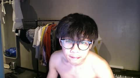 Snapshot of handsome_mannn chatting on 05.04.26 handsome_mannn online show from 05.04.26