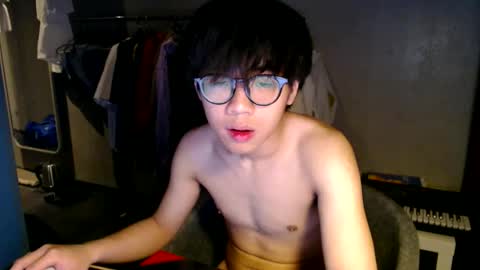 Snapshot of handsome_mannn chatting on 05.21.26 handsome_mannn online show from 05.21.26