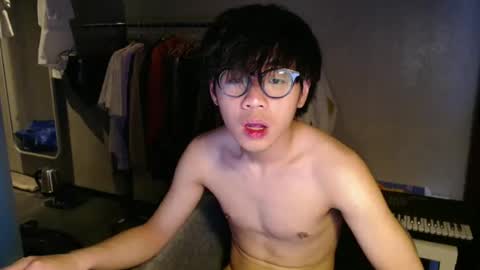 Snapshot of handsome_mannn chatting on 05.30.26 handsome_mannn online show from 05.30.26