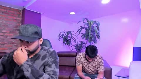 leonardfarrucknick and otis online show from 10.01.25