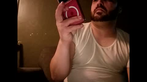 Snapshot of handsomedaddy198924 chatting on 02.18.26 Handsomedaddy198923 online show from 02.18.26