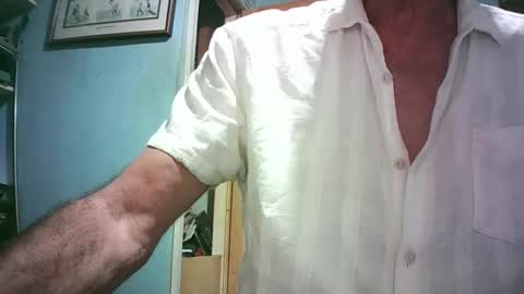 handymanforyou177322 online show from 01.08.26