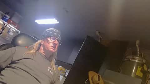 handystud33 online show from 03.15.26