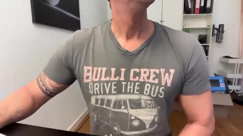 hanky online show from 10.09.25