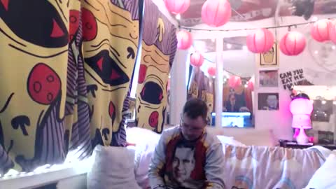 Snapshot of hankrams chatting on 11.18.25 hank rams online show from 11.18.25