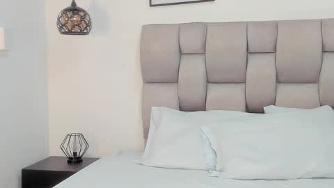 hanna__evans_ online show from 10.03.25