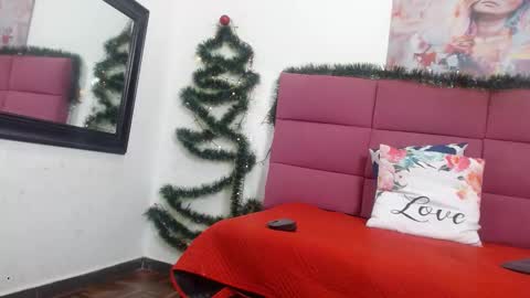 Snapshot of hanna__palmer1 chatting on 01.04.25 Hanna Palmer online show from 01.04.25